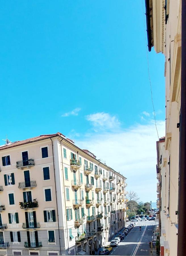 Ca' Mariuccia. Appartamento A Un Passo Dal Mare Savona Exteriér fotografie