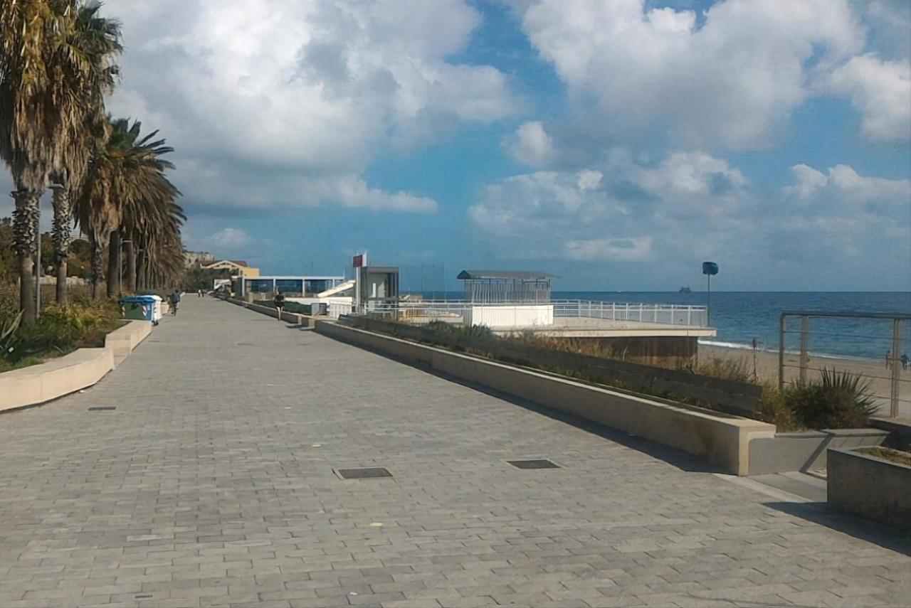 Ca' Mariuccia. Appartamento A Un Passo Dal Mare Savona Exteriér fotografie